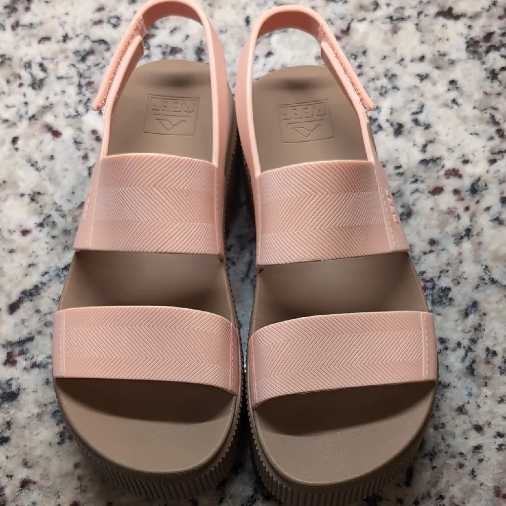 Reef Women's Blush Pink Platform Sandals - Picture 5 of 5